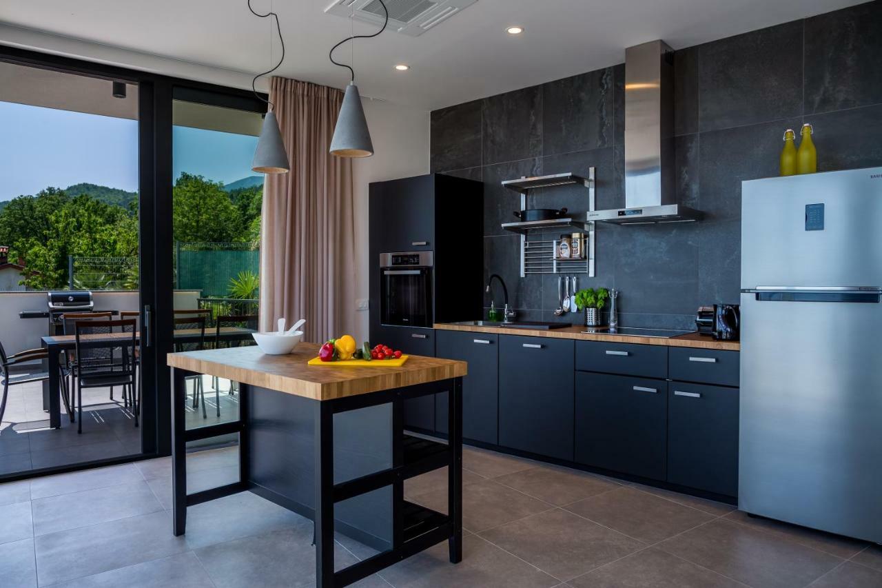 Villa The View Poljane Bagian luar foto